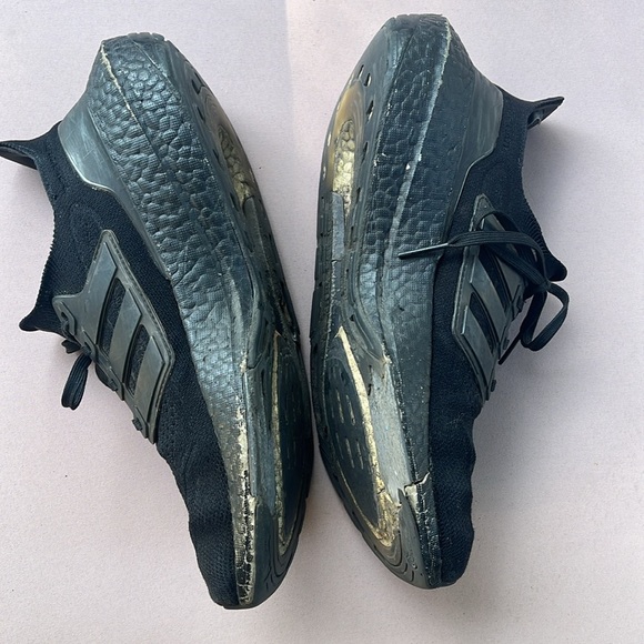 “Adidas-Mens Ultra Boost size 9.5” - Picture 7 of 12